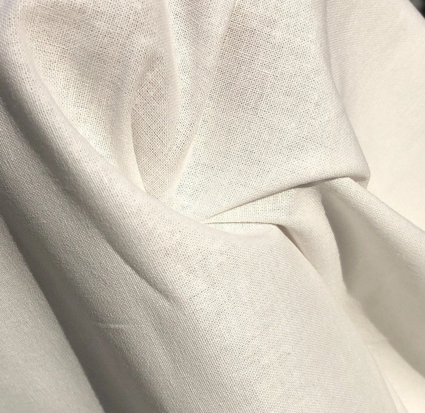 60" 100% Cotton 5 OZ Sheeting White Apparel & Face Mask Woven Fabric By the Yard