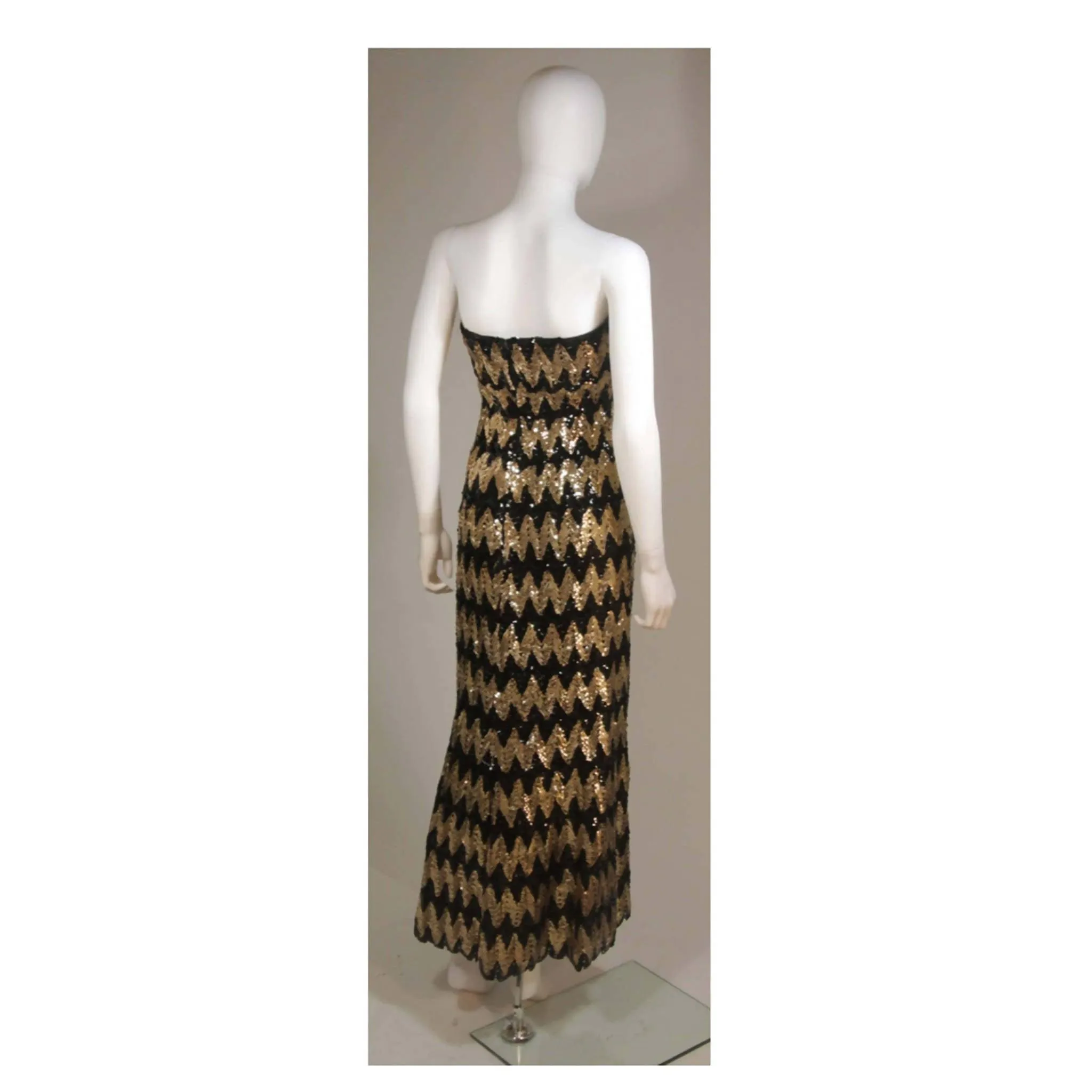 Arnold Scaasi Strapless Black and Gold Knit Sequin Gown | US 2-4